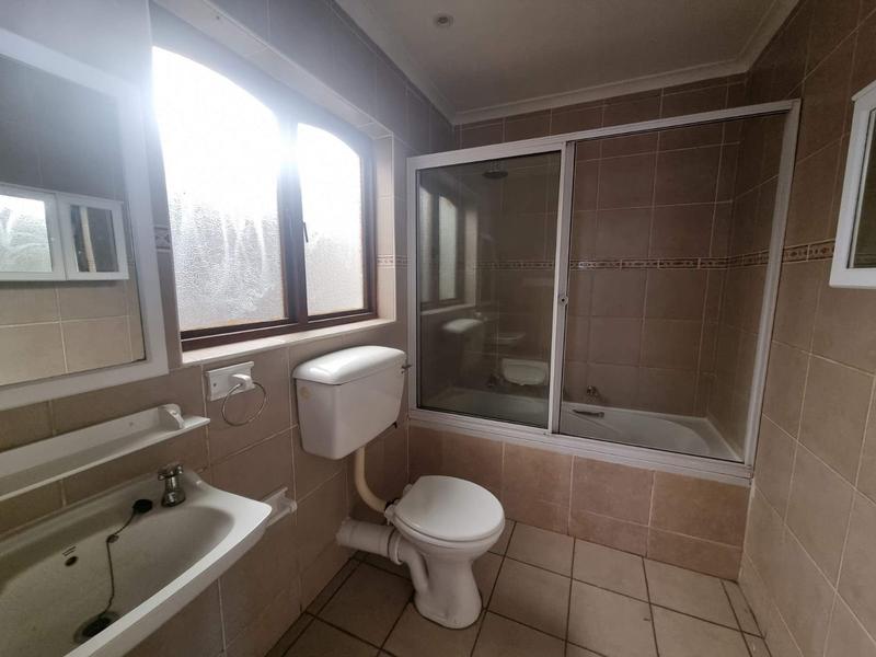 To Let 3 Bedroom Property for Rent in Belhar Western Cape
